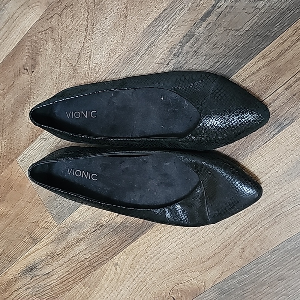 Vionic Caballo Women's Flat
